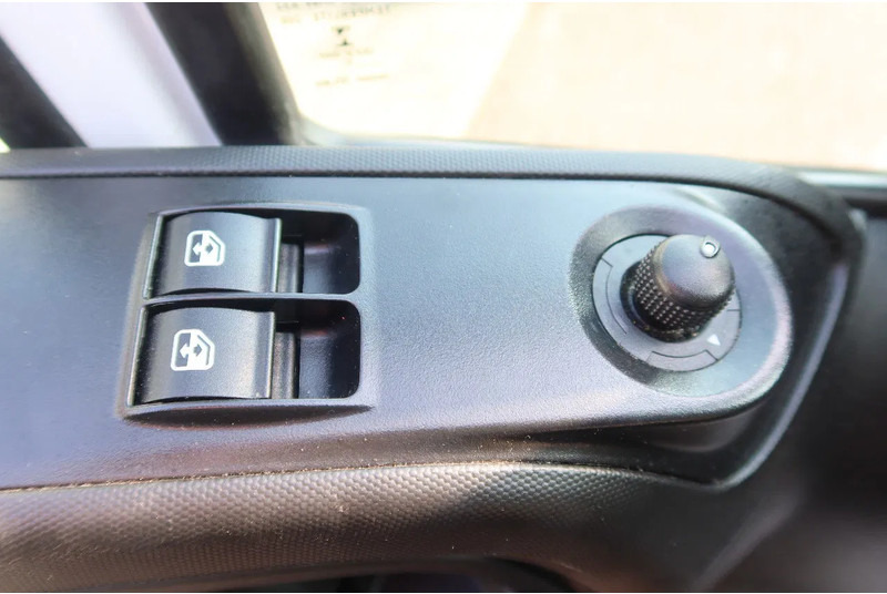 Iveco Daily 35S16 Bakwagen + Laadklep 750kg - Box van: picture 5 Iveco Daily 35S16 Bakwagen + Laadklep 750kg - Box van: picture 5