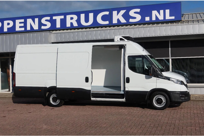 Iveco Daily 35S16 Iveco 35S16 L3/H2 Koel/Vries/ verwarmen Carrier Xarios 350 + 220 volt nacht aansluiting - Refrigerated van: picture 2 Iveco Daily 35S16 Iveco 35S16 L3/H2 Koel/Vries/ verwarmen Carrier Xarios 350 + 220 volt nacht aansluiting - Refrigerated van: picture 2