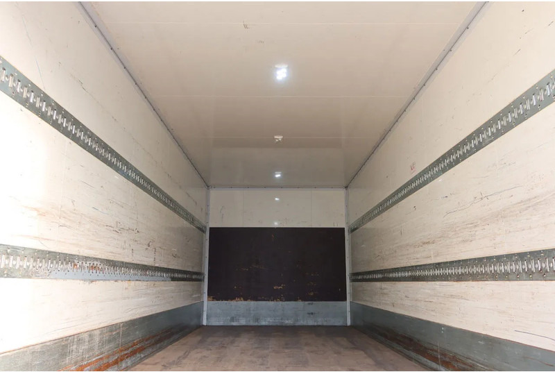 Mercedes-Benz Actros 1840 L Bkawagen+ BAR klep 2.000kg met Gesioleerde bak - Box truck: picture 4 Mercedes-Benz Actros 1840 L Bkawagen+ BAR klep 2.000kg met Gesioleerde bak - Box truck: picture 4