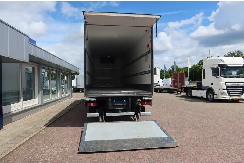 Mercedes-Benz Actros 2530 L Koel/Vries + Laadklep DHollandia 2500kg 5 STUK IN VOORRAAD! - Refrigerator truck: picture 4 Mercedes-Benz Actros 2530 L Koel/Vries + Laadklep DHollandia 2500kg 5 STUK IN VOORRAAD! - Refrigerator truck: picture 4