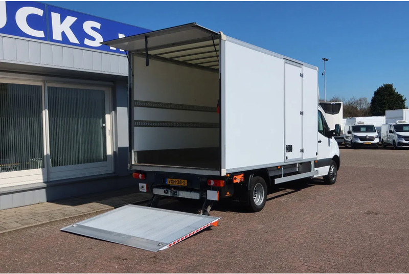 Mercedes-Benz Sprinter 515 CDI - Box van: picture 3 Mercedes-Benz Sprinter 515 CDI - Box van: picture 3