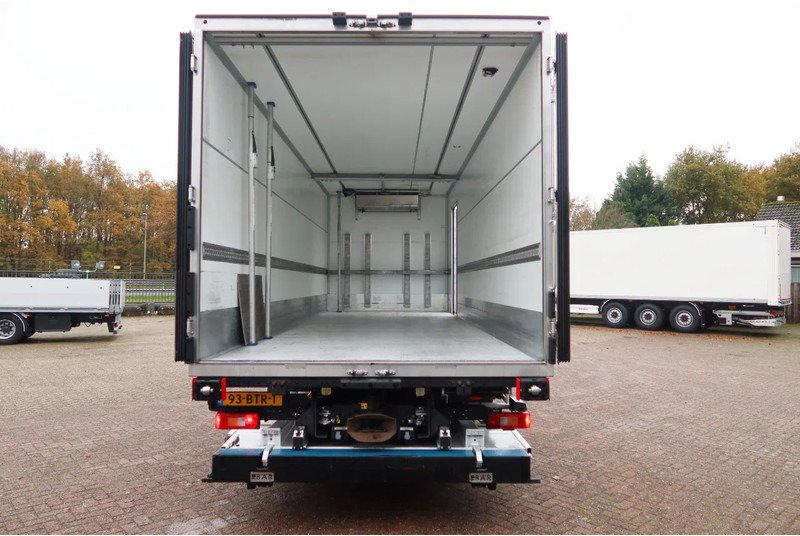 Volvo FE Volvo FE 280 4x2 Carrier Supra 1250 Koel/Vries+ BAR klep 2000 kg 2 Stuks in Voorraad - Refrigerator truck: picture 4 Volvo FE Volvo FE 280 4x2 Carrier Supra 1250 Koel/Vries+ BAR klep 2000 kg 2 Stuks in Voorraad - Refrigerator truck: picture 4