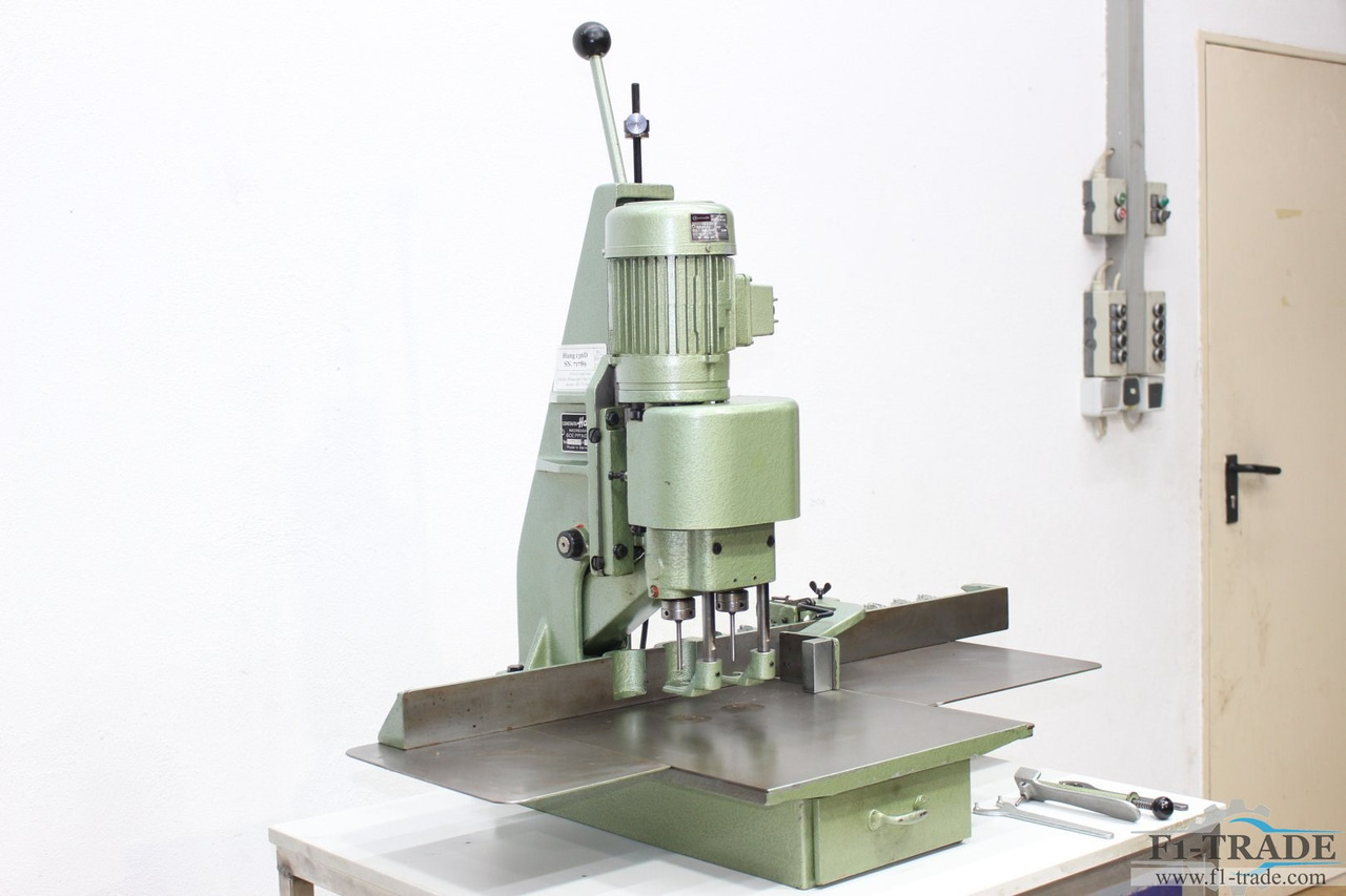 Hang 136D - Paper cutting machine: picture 2 Hang 136D - Paper cutting machine: picture 2