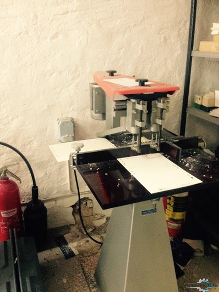 Ideal 504 - Paper cutting machine: picture 2 Ideal 504 - Paper cutting machine: picture 2