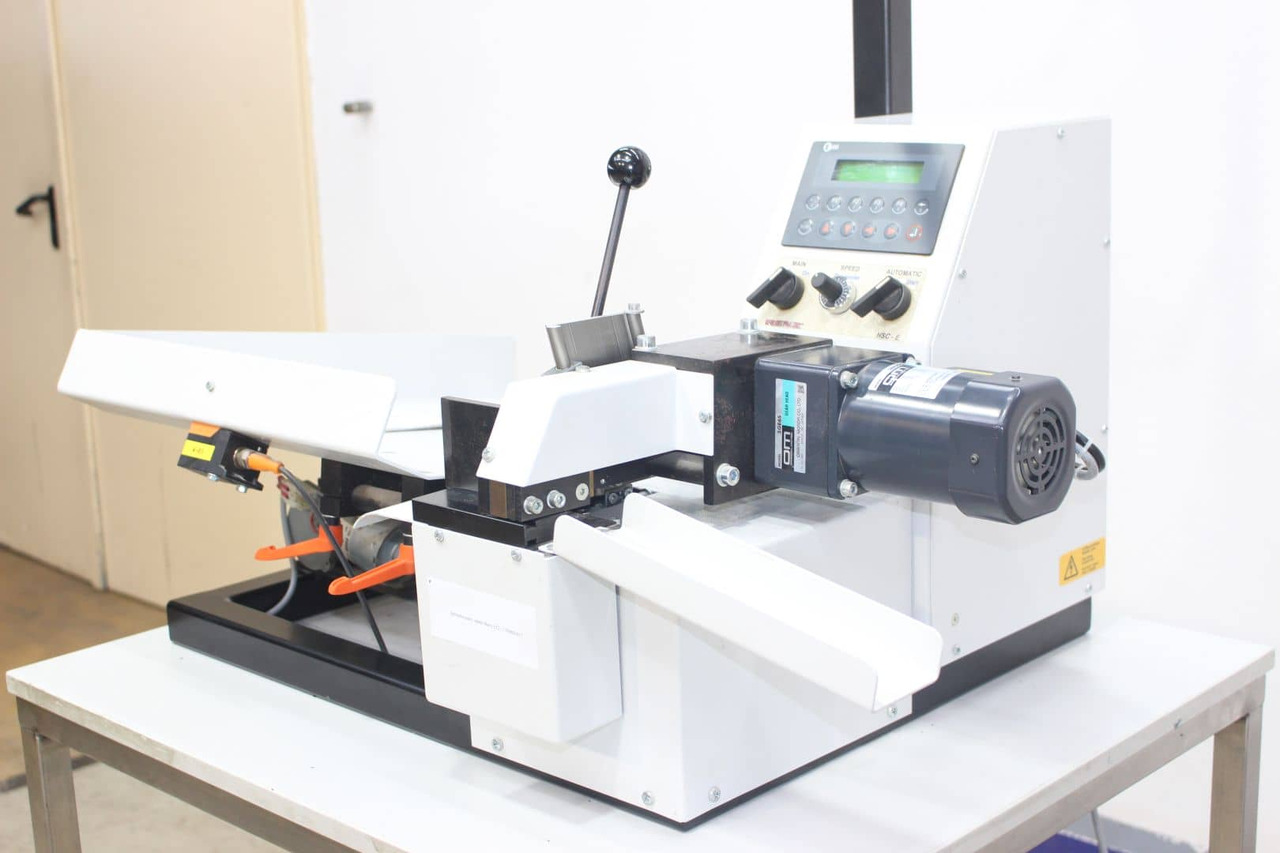 RENZ HSC-E - Paper cutting machine: picture 2 RENZ HSC-E - Paper cutting machine: picture 2