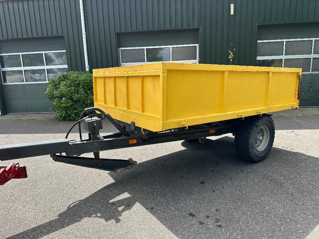 Miedema 4 ton Kipper bakkenwagen kiepwagen (bj 1998) - Tipper trailer: picture 4 Miedema 4 ton Kipper bakkenwagen kiepwagen (bj 1998) - Tipper trailer: picture 4