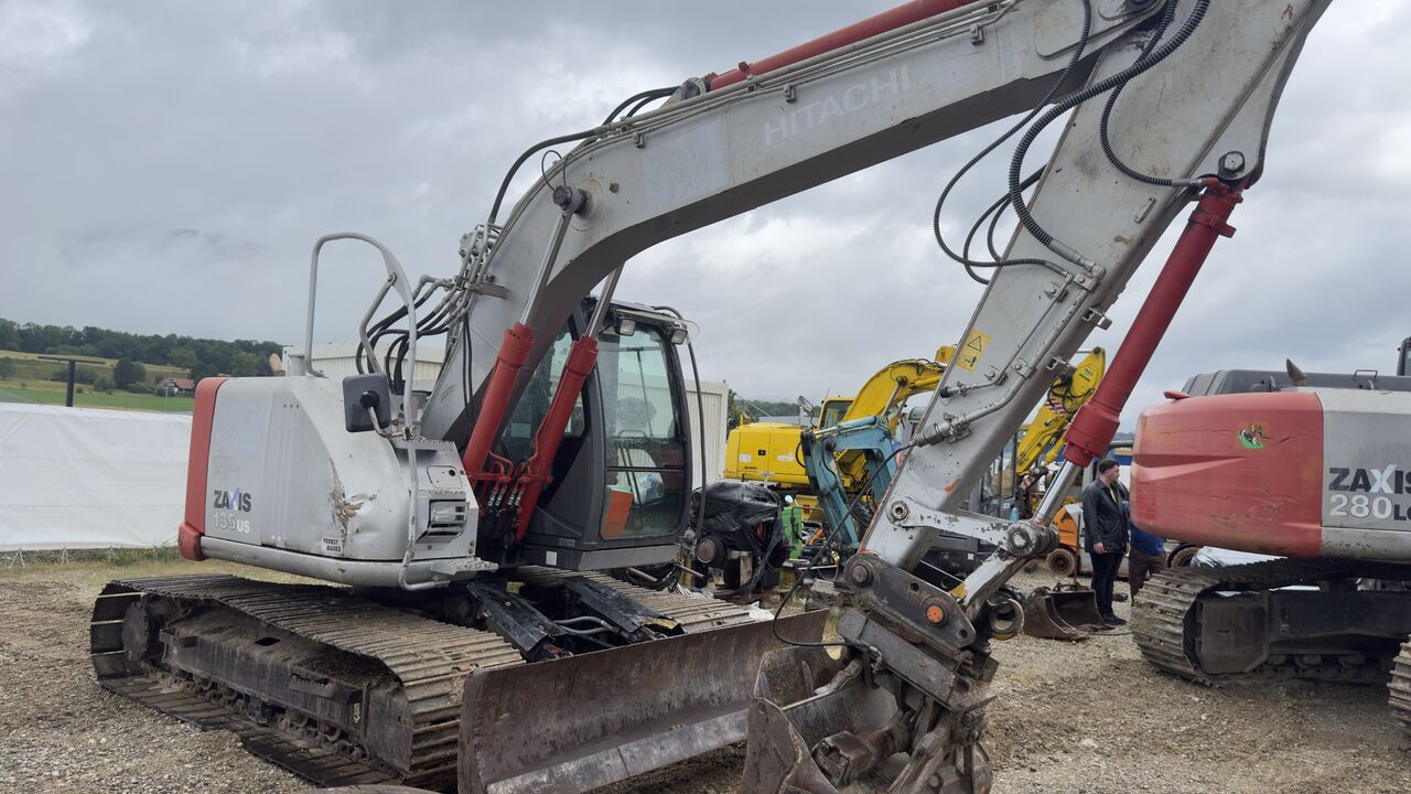 HITACHI ZX135 - Crawler excavator: picture 3 HITACHI ZX135 - Crawler excavator: picture 3
