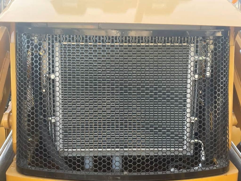 CAT 420F - Backhoe loader: picture 3 CAT 420F - Backhoe loader: picture 3