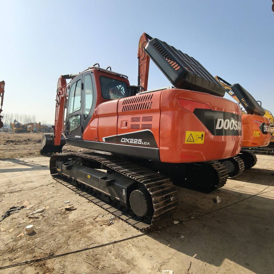 DOOSAN DX225LCA - Crawler excavator: picture 3 DOOSAN DX225LCA - Crawler excavator: picture 3