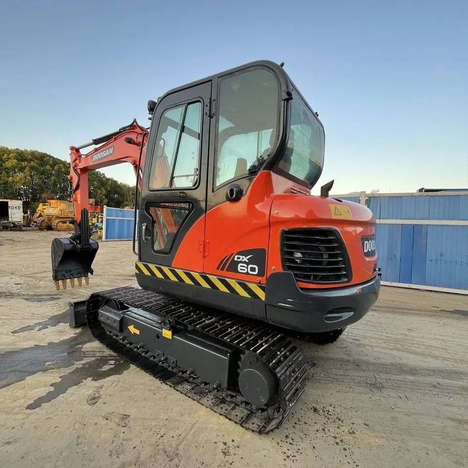 Doosan DX60-9C - Mini excavator: picture 2 Doosan DX60-9C - Mini excavator: picture 2