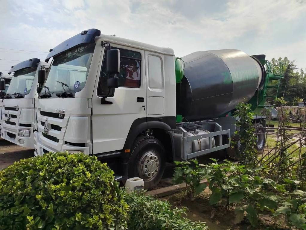 Howo 336 6X4 - Concrete mixer truck: picture 5 Howo 336 6X4 - Concrete mixer truck: picture 5