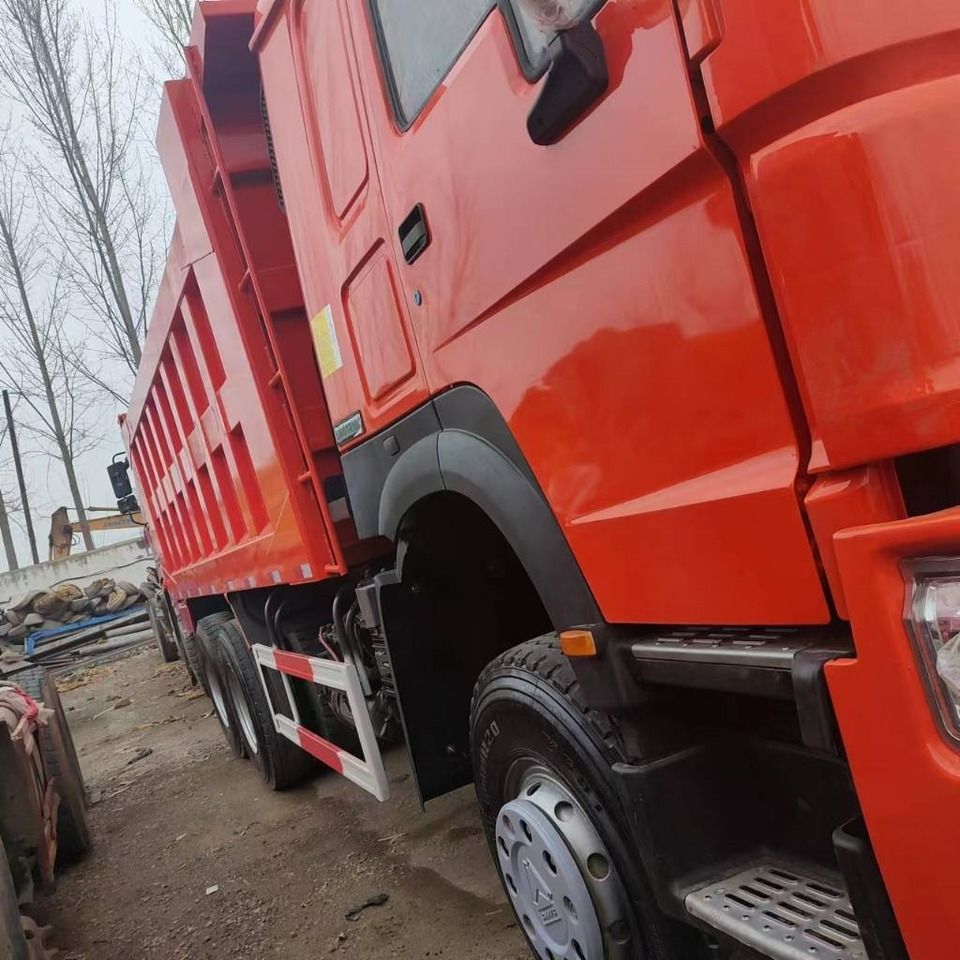 Howo 371 8x4 - Tipper: picture 3 Howo 371 8x4 - Tipper: picture 3