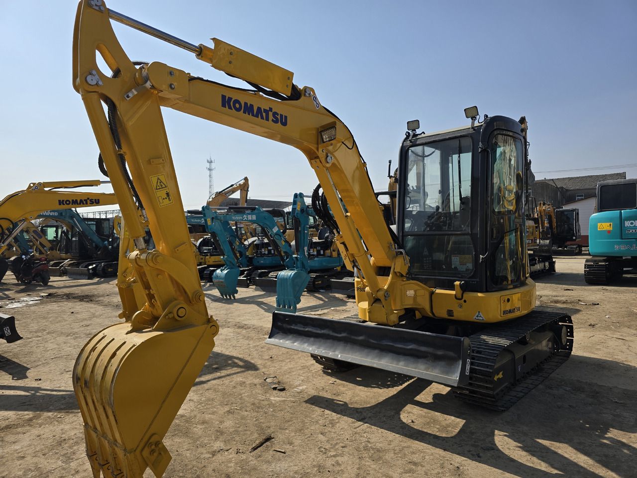 Komatsu PC40 - Mini excavator: picture 1 Komatsu PC40 - Mini excavator: picture 1