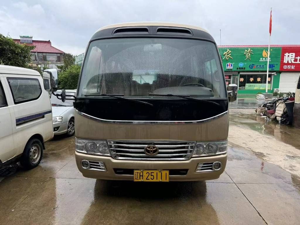 Toyota Coaster Bus - Minibus, Passenger van: picture 1 Toyota Coaster Bus - Minibus, Passenger van: picture 1