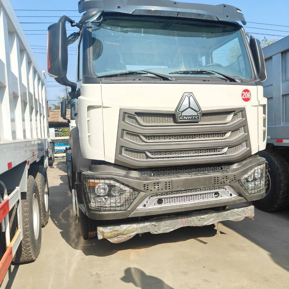 Howo 371 6x4 - Tractor unit: picture 5 Howo 371 6x4 - Tractor unit: picture 5