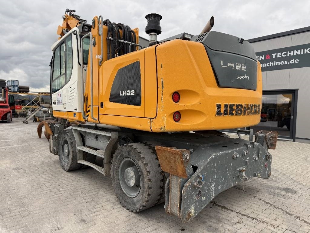 Liebherr LH 22 - Waste/ Industry handler: picture 3 Liebherr LH 22 - Waste/ Industry handler: picture 3