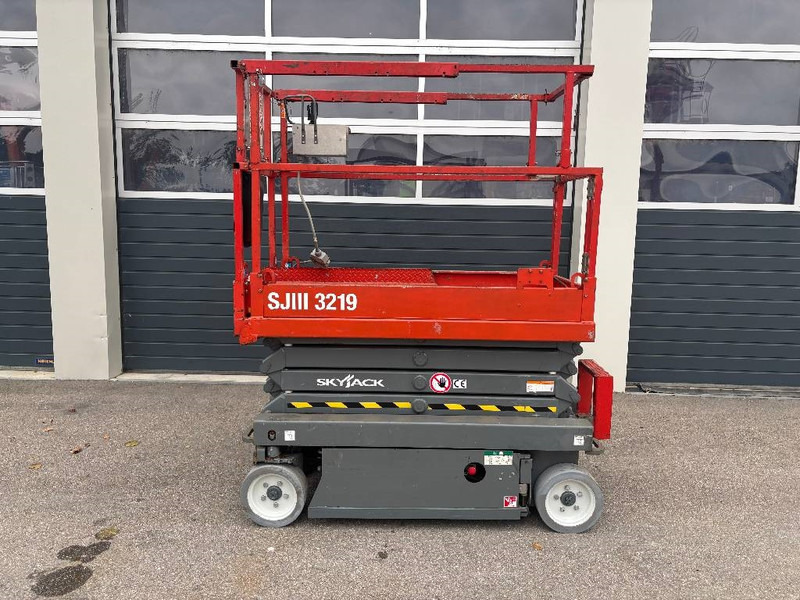 Skyjack SJ 3219 7,80m Scherenarbeitsbühne - Scissor lift: picture 2 Skyjack SJ 3219 7,80m Scherenarbeitsbühne - Scissor lift: picture 2