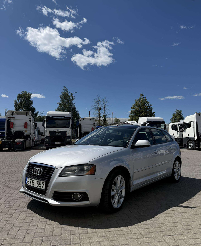 Audi A3 - Hatchback: picture 2 Audi A3 - Hatchback: picture 2