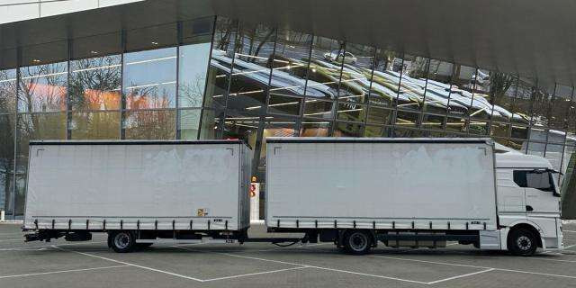 Curtainsider truck MAN TGX18.470 4x2 LL Retarder (8830): picture 7 Curtainsider truck MAN TGX18.470 4x2 LL Retarder (8830): picture 7