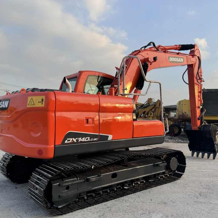 14 Ton Original Korea Used Doosan DX140LC-9c DX 140 150 225 300 Hydraulic Crawler Excavators in Good Condition Doosan140 - Excavator: picture 2 14 Ton Original Korea Used Doosan DX140LC-9c DX 140 150 225 300 Hydraulic Crawler Excavators in Good Condition Doosan140 - Excavator: picture 2