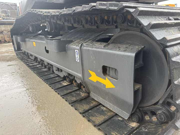 Crawler excavator 22 Tons Excavator Original Doosan Dx225LCA Crawler Digger Secondhand Used Good Condition Doosan Hydraulic Excavator on Sale: picture 6