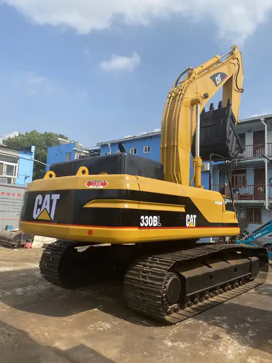 90% New Used Caterpillar crawler excavator CAT 330BL in good condition for sale with low price - Crawler excavator: picture 2 90% New Used Caterpillar crawler excavator CAT 330BL in good condition for sale with low price - Crawler excavator: picture 2