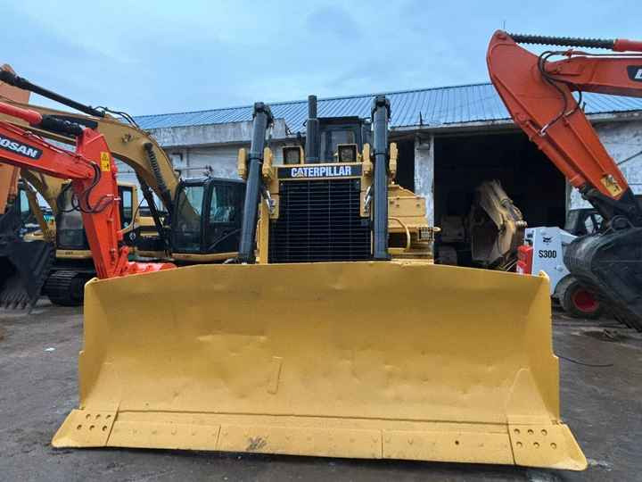 Cheap Caterpillar Bulldozer Cat D8R Second Hand Bulldozer With Rippers On Sale In Shanghai - Bulldozer: picture 5 Cheap Caterpillar Bulldozer Cat D8R Second Hand Bulldozer With Rippers On Sale In Shanghai - Bulldozer: picture 5