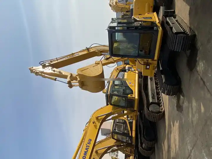 Good Condition Komatsu Used PC70-8 Hydraulic Crawler Excavator Suitable For Construction/ Agriculture Digging - Crawler excavator: picture 4 Good Condition Komatsu Used PC70-8 Hydraulic Crawler Excavator Suitable For Construction/ Agriculture Digging - Crawler excavator: picture 4