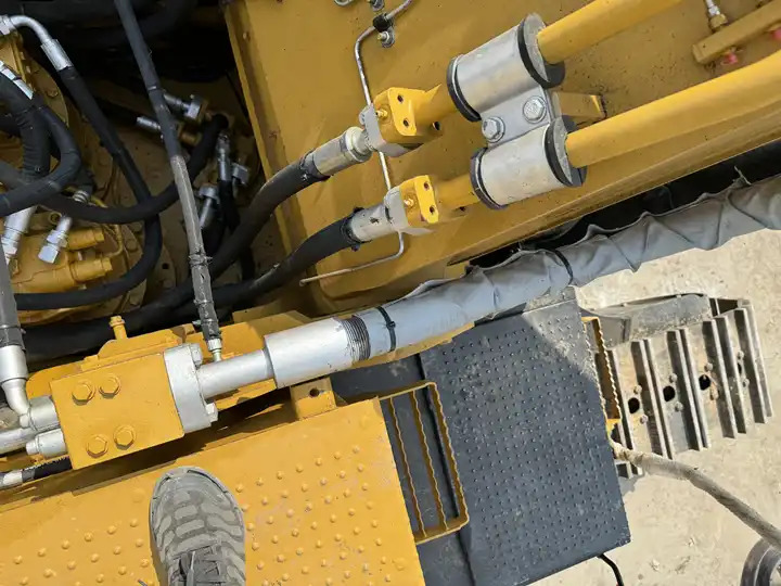 Heavy Duty Caterpillar Digging Machinery Excellent Working Condition Used Cat 349d Excavator In Shanghai - Crawler excavator: picture 5 Heavy Duty Caterpillar Digging Machinery Excellent Working Condition Used Cat 349d Excavator In Shanghai - Crawler excavator: picture 5