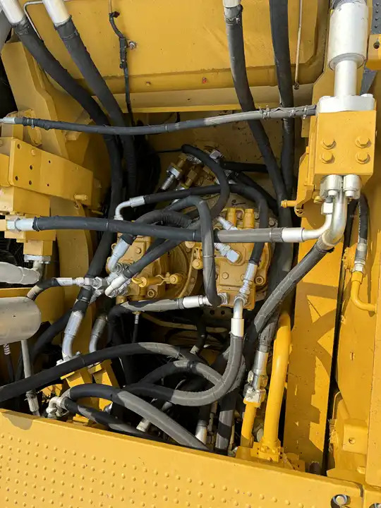 Heavy Duty Caterpillar Digging Machinery Excellent Working Condition Used Cat 349d Excavator In Shanghai - Crawler excavator: picture 4 Heavy Duty Caterpillar Digging Machinery Excellent Working Condition Used Cat 349d Excavator In Shanghai - Crawler excavator: picture 4
