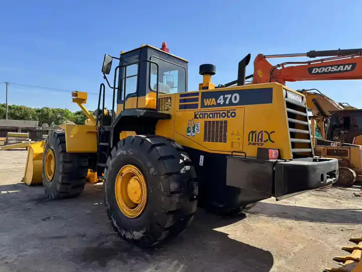 High Quality Used 7 Ton Heavy Front Loader Komatsu Wa470 Good Price Japan Made Tire Loader - Wheel loader: picture 4 High Quality Used 7 Ton Heavy Front Loader Komatsu Wa470 Good Price Japan Made Tire Loader - Wheel loader: picture 4