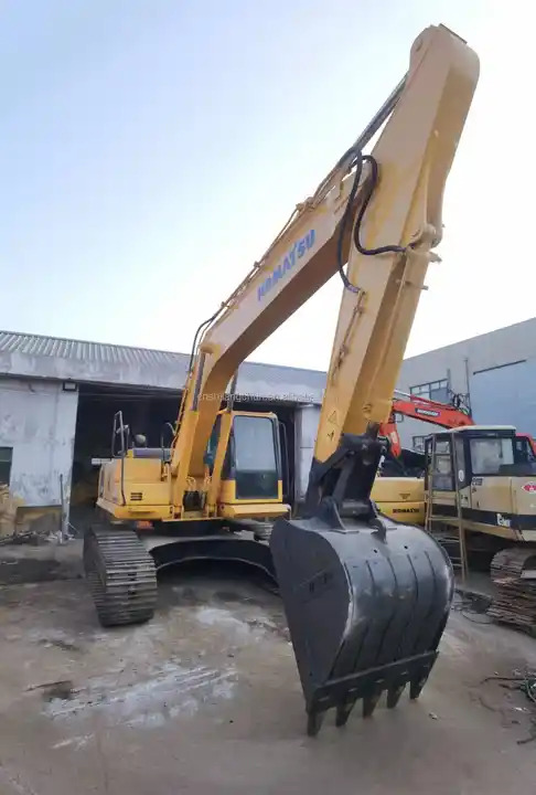 High quality Japan original Used excavator Komatsu PC 200 Used Komatsu PC200 Excavator PC 220-8 220- 8 good condition on sale - Crawler excavator: picture 5 High quality Japan original Used excavator Komatsu PC 200 Used Komatsu PC200 Excavator PC 220-8 220- 8 good condition on sale - Crawler excavator: picture 5