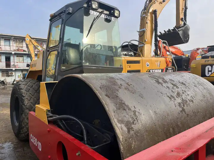 Hot-Selling Used Dynapac Ca30d Road Roller In Stock Good Condition And Quality Assurance Low Price And Low Working Hours On Sale - Road roller: picture 2 Hot-Selling Used Dynapac Ca30d Road Roller In Stock Good Condition And Quality Assurance Low Price And Low Working Hours On Sale - Road roller: picture 2