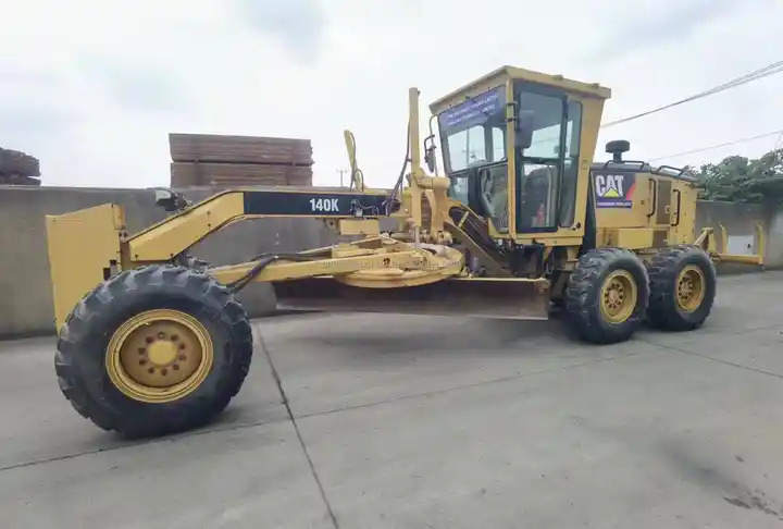 Orginal used cat 140K motor grader with CAT C7 engine in Shanghai China - Grader: picture 2 Orginal used cat 140K motor grader with CAT C7 engine in Shanghai China - Grader: picture 2