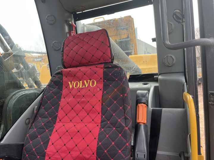 Used Volvo EC480 Excavator 48 Ton Original Heavy Duty Equipment Digger Secondhand Crawler Hydraulic Excavator Volvo EC480DL - Crawler excavator: picture 4 Used Volvo EC480 Excavator 48 Ton Original Heavy Duty Equipment Digger Secondhand Crawler Hydraulic Excavator Volvo EC480DL - Crawler excavator: picture 4