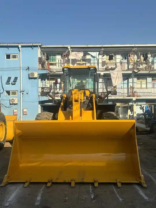 Used original China heavy duty hydraulic tractor loader SDLG 956L L956F 956l in low price - Wheel loader: picture 3 Used original China heavy duty hydraulic tractor loader SDLG 956L L956F 956l in low price - Wheel loader: picture 3