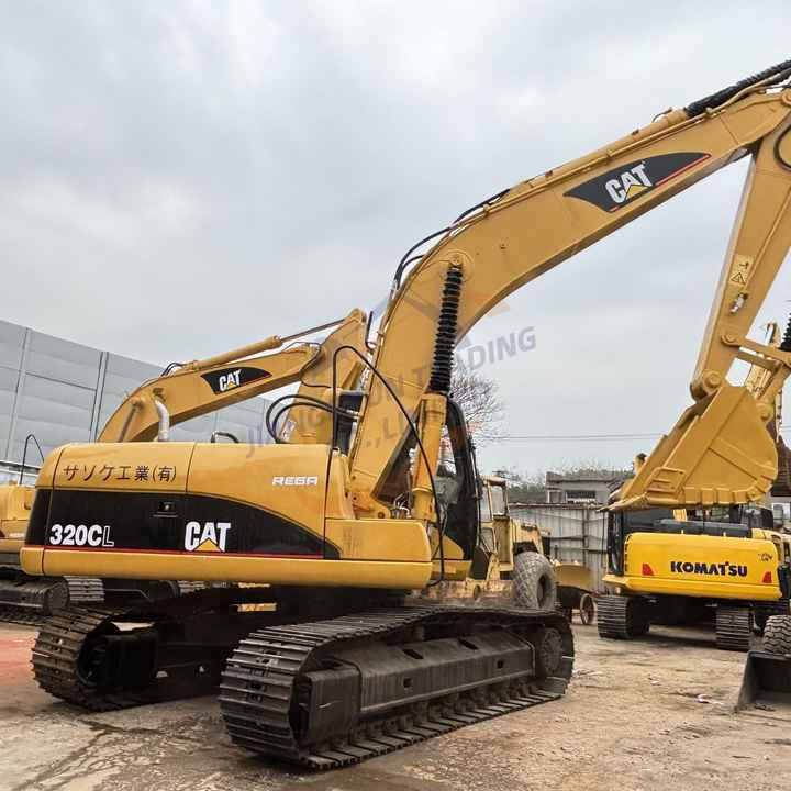 Used excavator cat 312 320c 320CL320d 330 Japan used caterpillar excavator - Crawler excavator: picture 1 Used excavator cat 312 320c 320CL320d 330 Japan used caterpillar excavator - Crawler excavator: picture 1