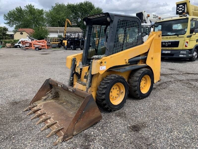 Gehl R 135 - Skid steer loader: picture 2 Gehl R 135 - Skid steer loader: picture 2