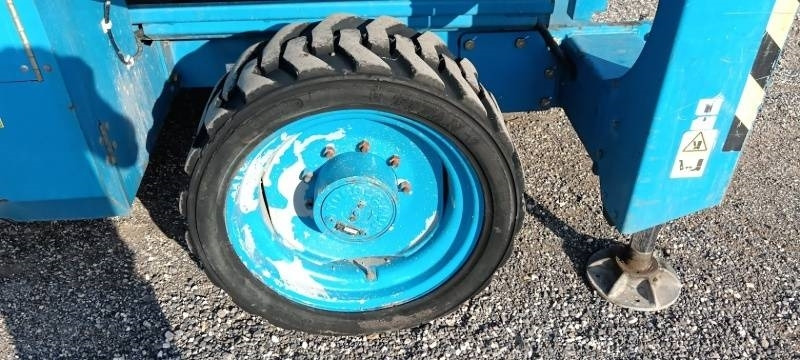 Scissor lift Genie GS5390 - 18m - 4x4 - Diesel: picture 12