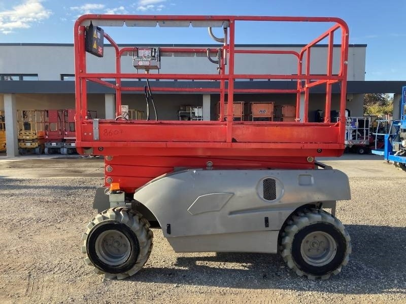 Haulotte Compact 10 RTE - 4x4, 10m, electric - *NEW BATTERY - Scissor lift: picture 4 Haulotte Compact 10 RTE - 4x4, 10m, electric - *NEW BATTERY - Scissor lift: picture 4