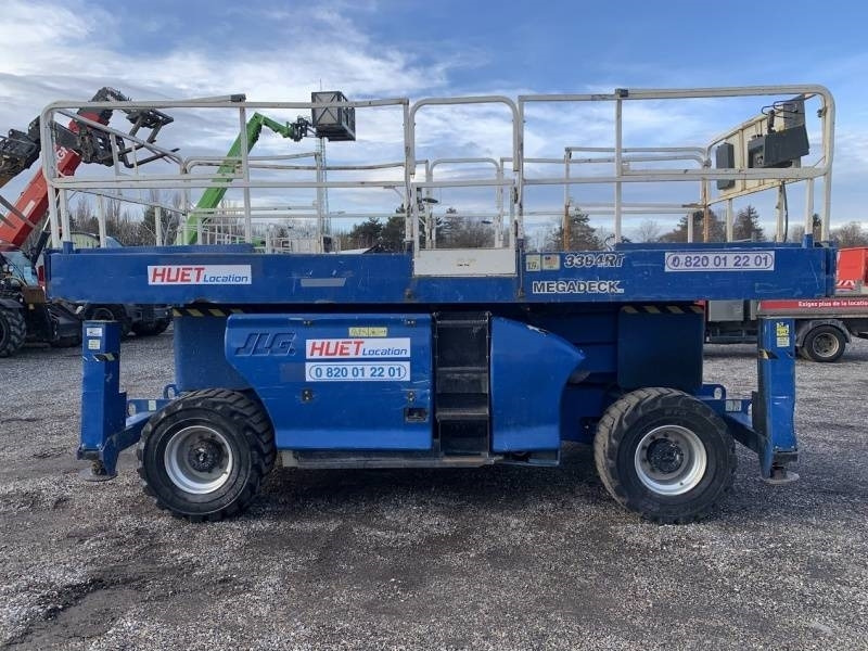 JLG 3394RT - 12m, 4x4, diesel - Scissor lift: picture 4 JLG 3394RT - 12m, 4x4, diesel - Scissor lift: picture 4