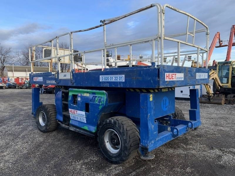 JLG 3394RT - 12m, 4x4, diesel - Scissor lift: picture 1 JLG 3394RT - 12m, 4x4, diesel - Scissor lift: picture 1