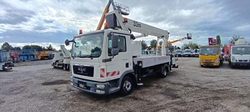 MAN TGL 7.150 Ruthmann T330 - 33m - 320 kg  - Truck mounted aerial platform: picture 2 MAN TGL 7.150 Ruthmann T330 - 33m - 320 kg  - Truck mounted aerial platform: picture 2