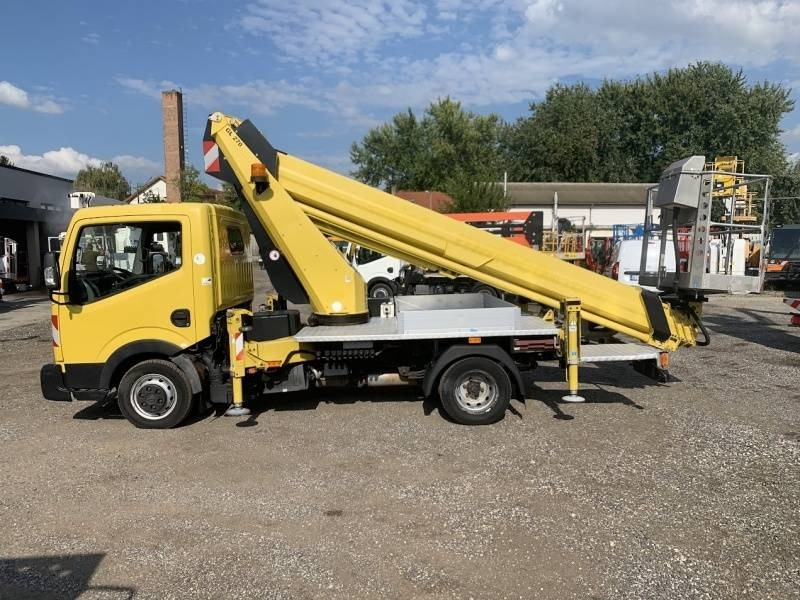Nissan Cabstar Ruthmann TB270 - 27m - 225 kg  - Truck mounted aerial platform: picture 5 Nissan Cabstar Ruthmann TB270 - 27m - 225 kg  - Truck mounted aerial platform: picture 5