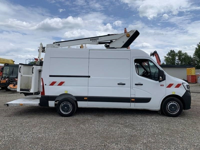 Renault Master Versalift ETL-32-125 - 12,5 m - 120kg - Truck mounted aerial platform: picture 4 Renault Master Versalift ETL-32-125 - 12,5 m - 120kg - Truck mounted aerial platform: picture 4