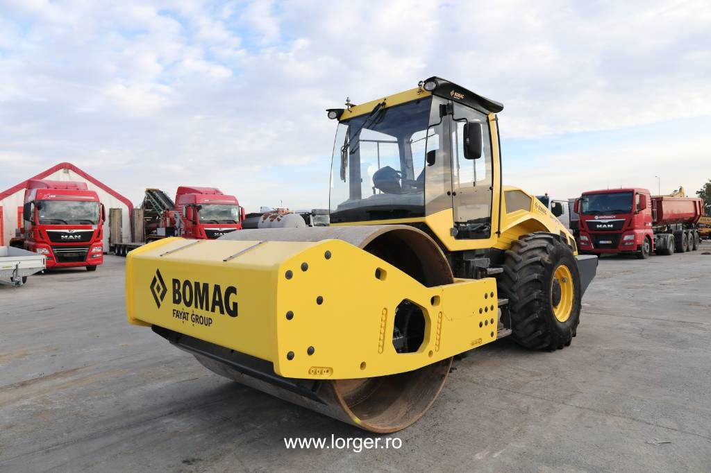 Bomag BW 219 D H-5 - Compactor: picture 1 Bomag BW 219 D H-5 - Compactor: picture 1