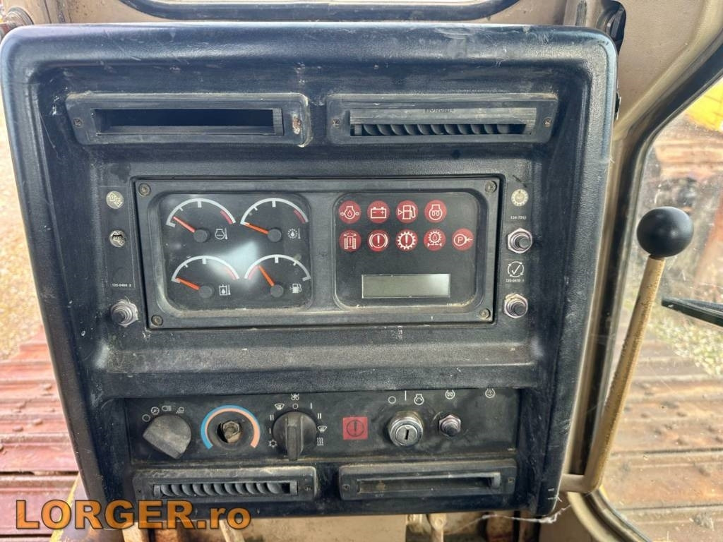 Bulldozer CAT D 6 M LGP: picture 11