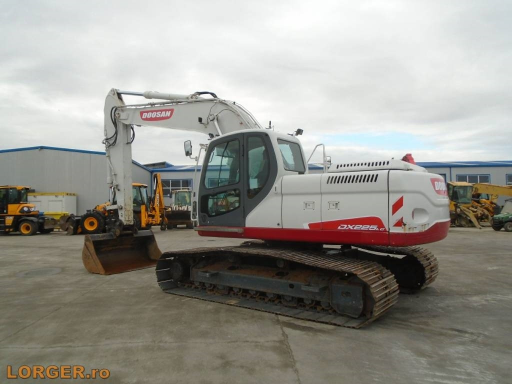 Doosan DX 225 LC with 18m long reach boom - Crawler excavator: picture 3 Doosan DX 225 LC with 18m long reach boom - Crawler excavator: picture 3