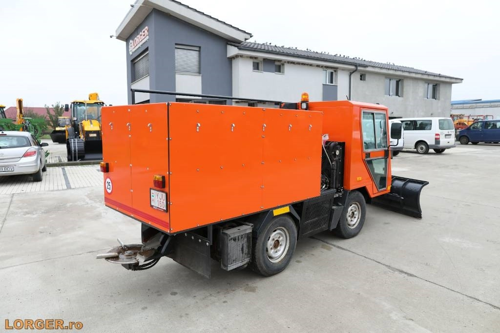 Schoerling FTTV - Snow removal vehicle: picture 3 Schoerling FTTV - Snow removal vehicle: picture 3