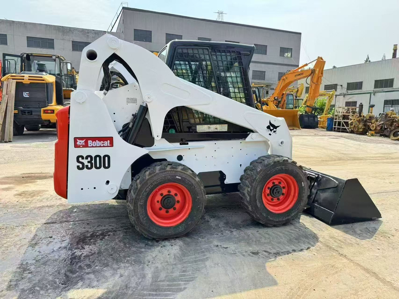 BOBCAT - Skid steer loader: picture 5 BOBCAT - Skid steer loader: picture 5